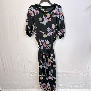 Who What Where Floral Maxi Dress Size XL Side Slit Ribbed Collar Short Sleeve